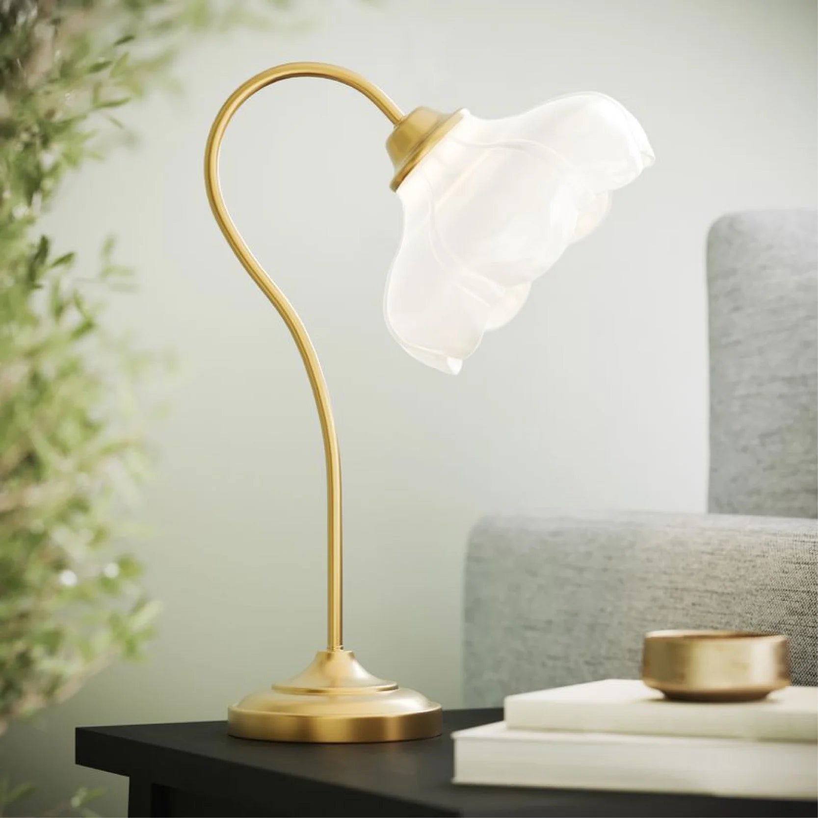 PREMIA HOMES Gold Metal Table Lamp with Glass Petal Shade